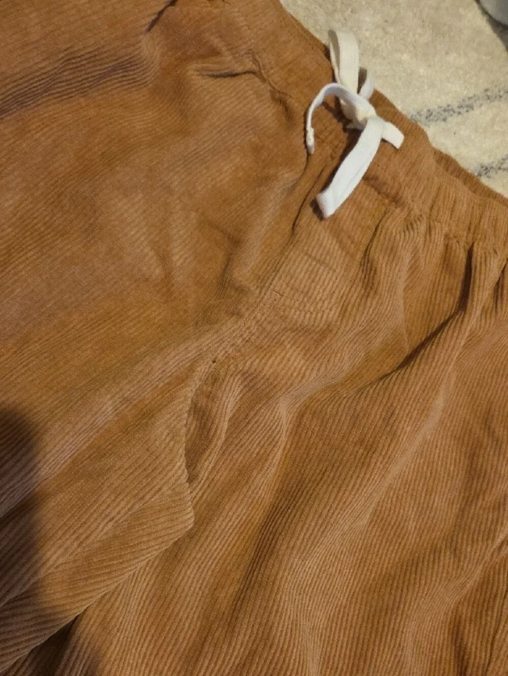 No Boundaries Men's Corduroy Drawstring Pants in Camel Brown